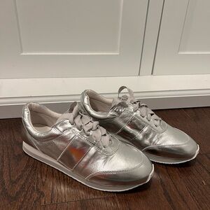 Kate Spade Sidney Silver Tennis